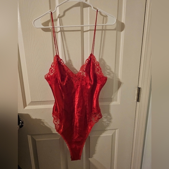 delicates Other - Vtg Vintage Delicates Lingerie Red Lace Silky One Piece Size L